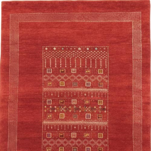 Monochrome & Minimal